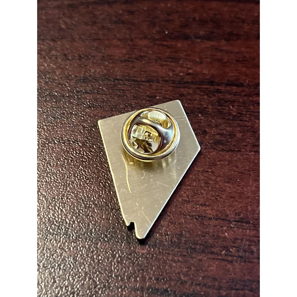McDonald’s “Now More Than Ever” Hubbell Las‎ Vegas 2002 Convention Lapel Hat Pin